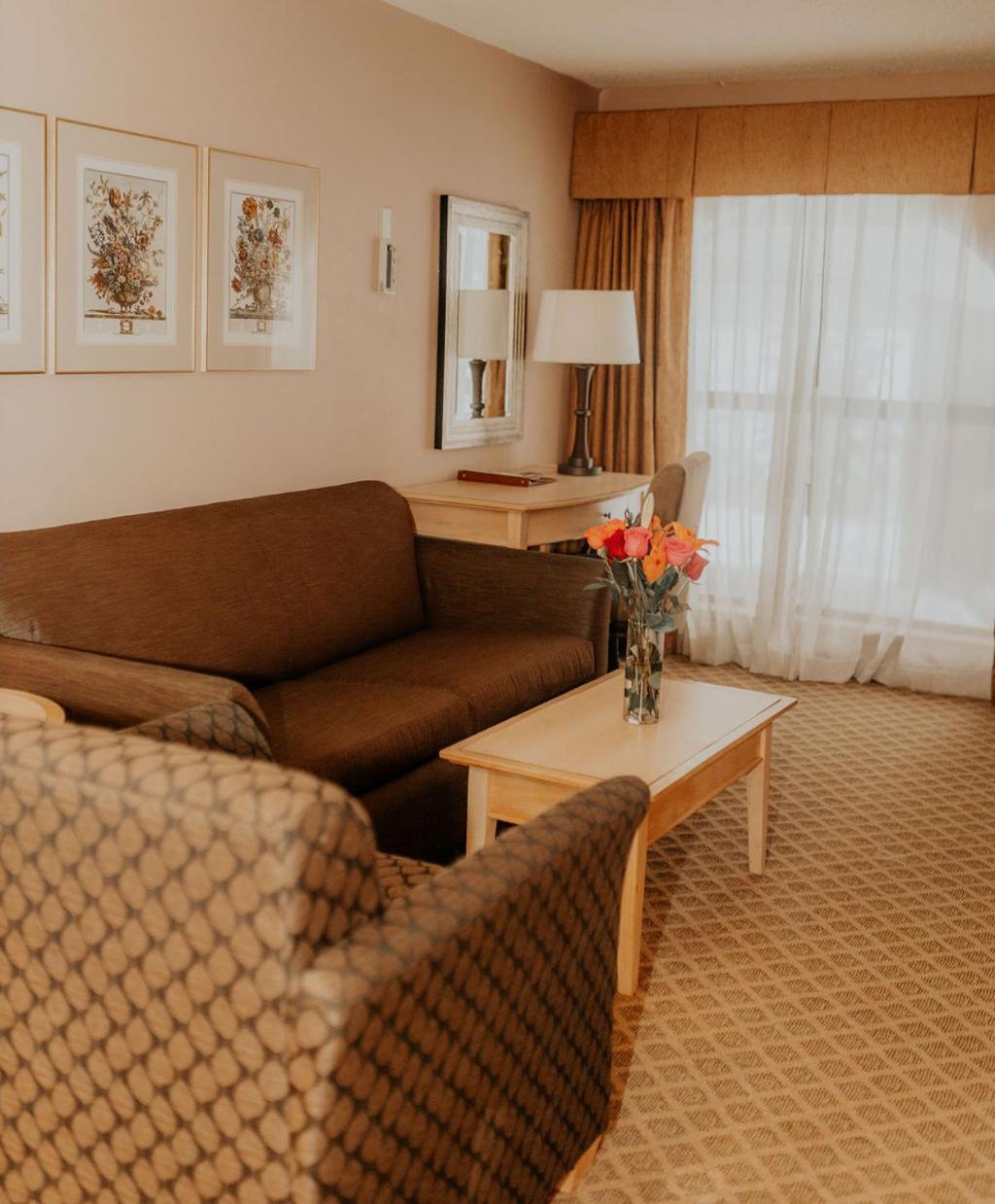 Wallace Inn ภายนอก รูปภาพ